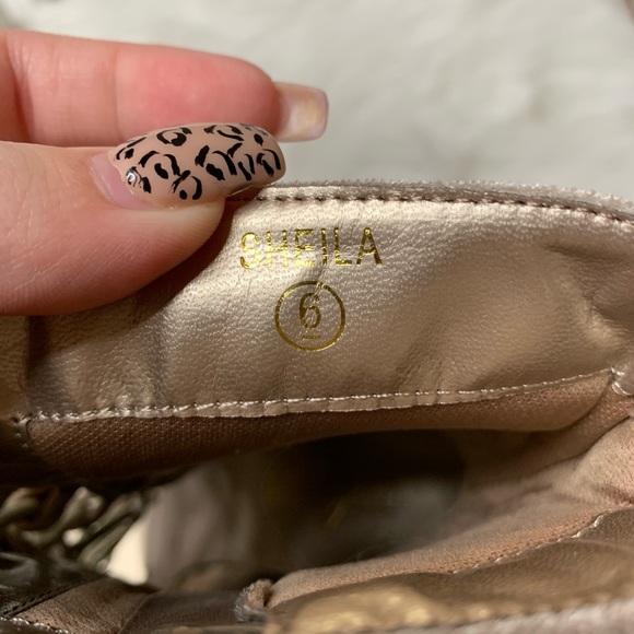 LOVE ATHENA VELVET BOOTS - Picture 4 of 6